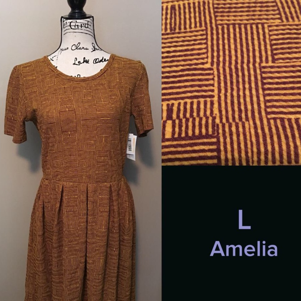 Amelia L new with tags